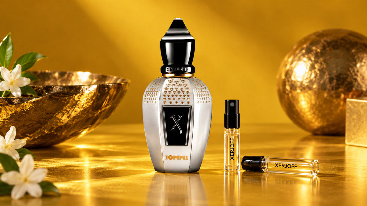 Flakon Xerjoff se vzorky ve zlatém studiu