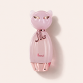 Flakon Katy Perry Meow EDP 100 ml na pudrově růžovém pozadí – MrRizz