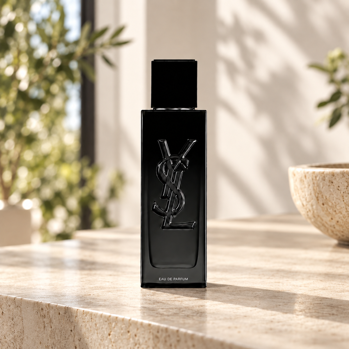 YSL MYSLF EDP – produkt v prostředí