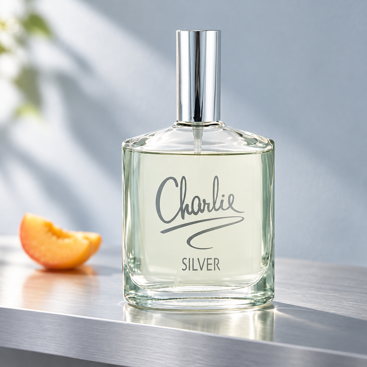 Revlon Charlie Silver EDT 100 ml – produkt v prostředí