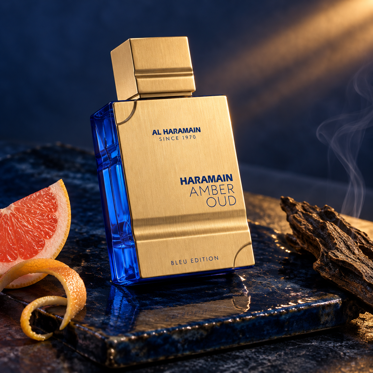 Al Haramain Amber Oud Bleu Edition EDP 60 ml – produkt v prostředí