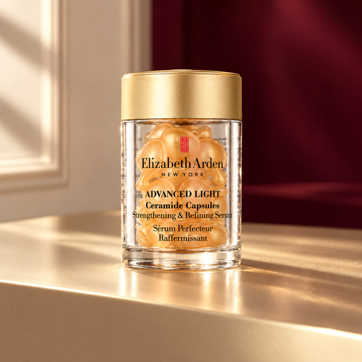 Elizabeth Arden Ceramide Capsules Advanced Light Strengthening & Refining Serum 14 ml – produktová scéna – MrRizz