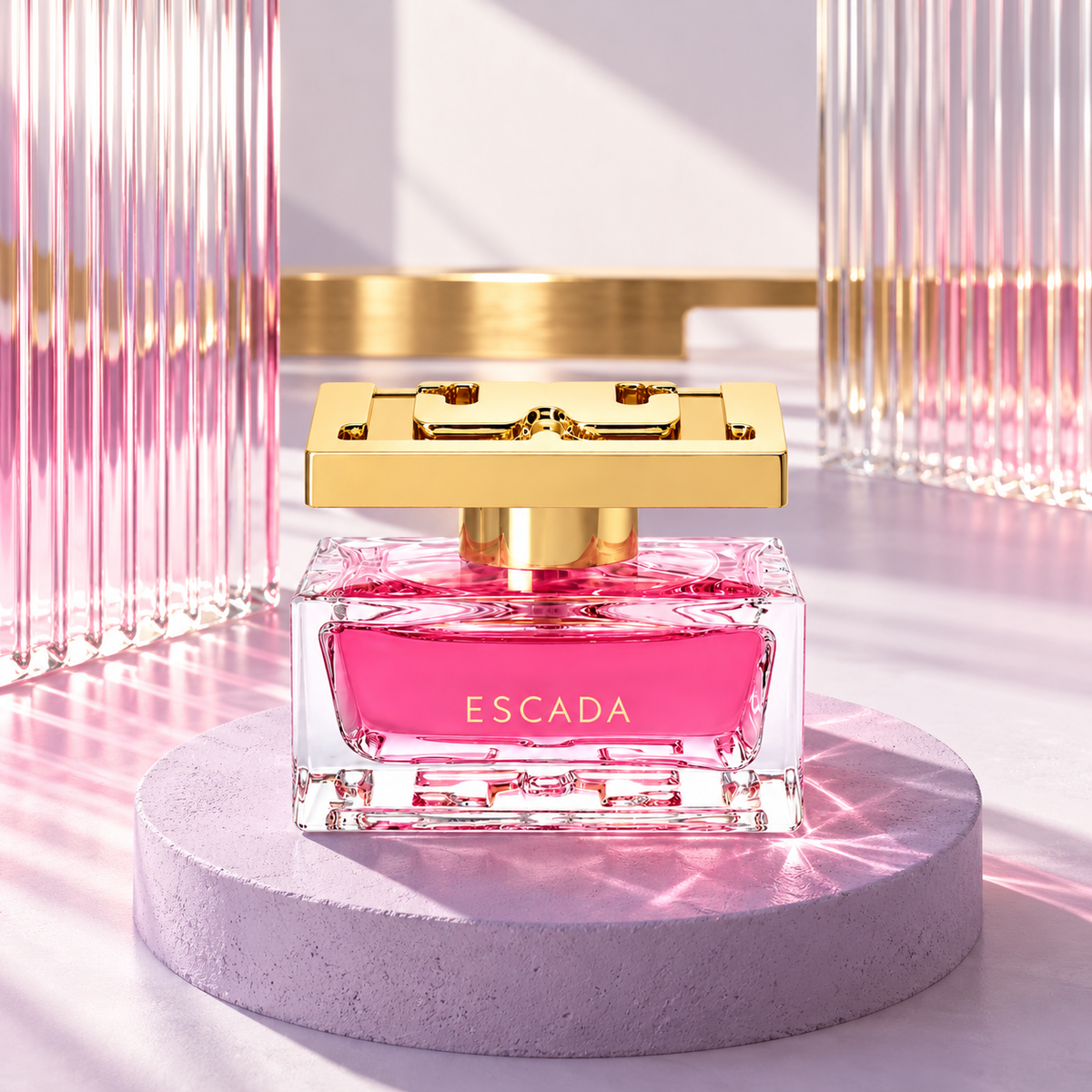 Especially Escada EDP 30 ml v růžovém skleněném zátiší – MrRizz