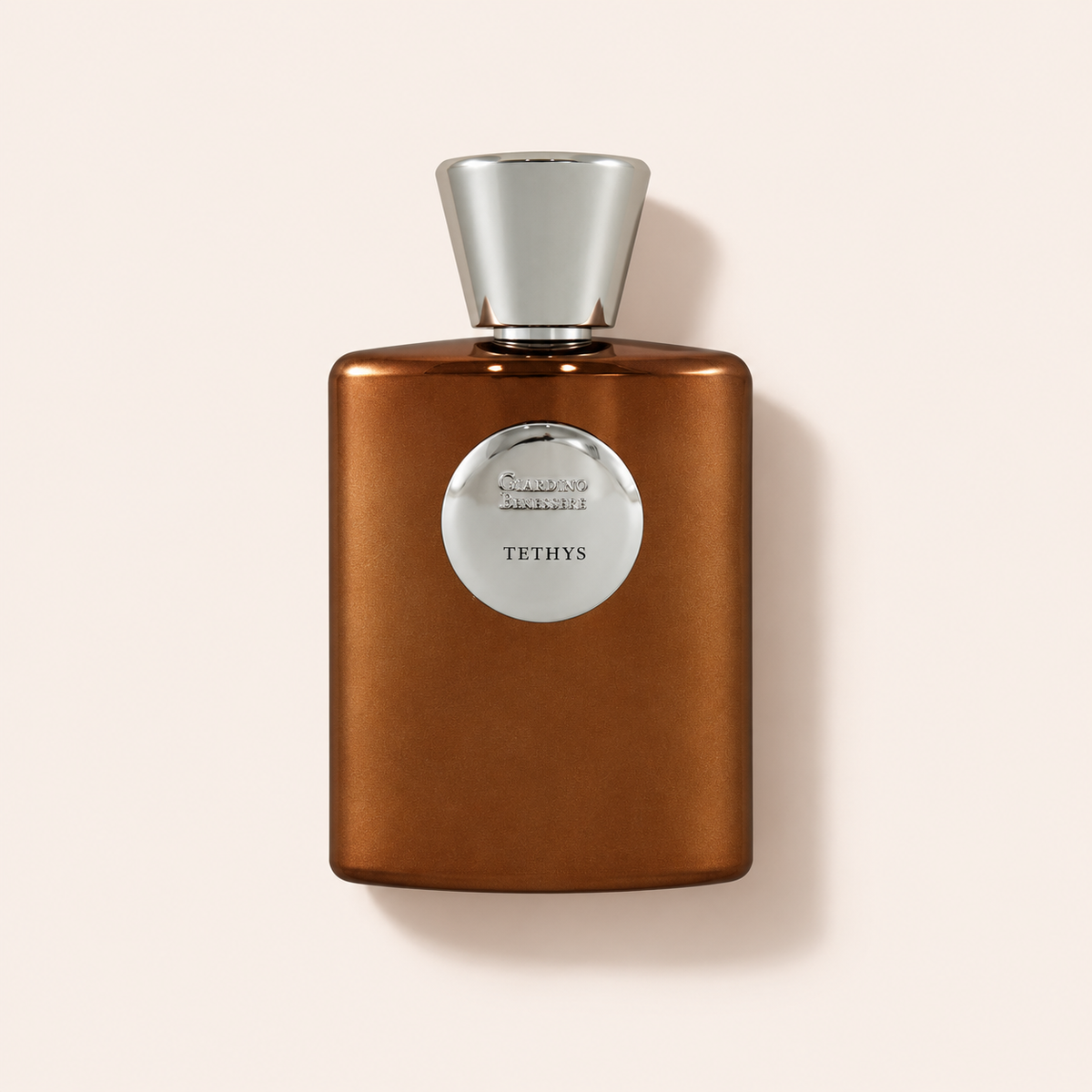 Giardino Benessere Tethys Parfémový extrakt 100 ml na béžovém pozadí – MrRizz