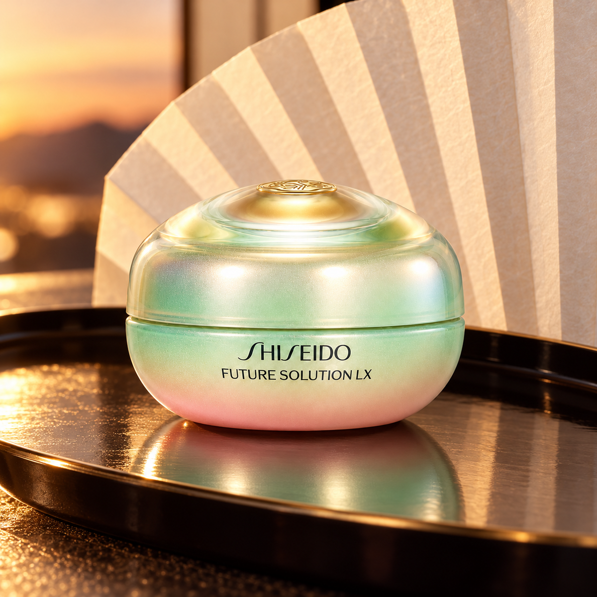 Shiseido FUTURE Solution LX Legendary Enmei Ultimate Brilliance Eye Cream 15 ml – produktová scéna – MrRizz
