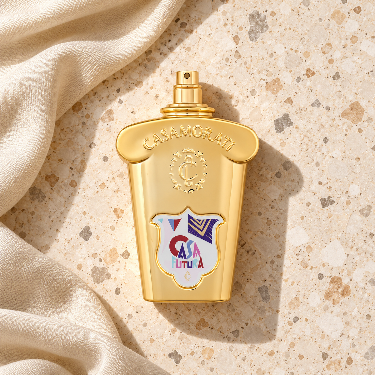 Xerjoff Casamorati Casafutura EDP 100 ml – parfém v prostředí, pohled shora s bočním stínem