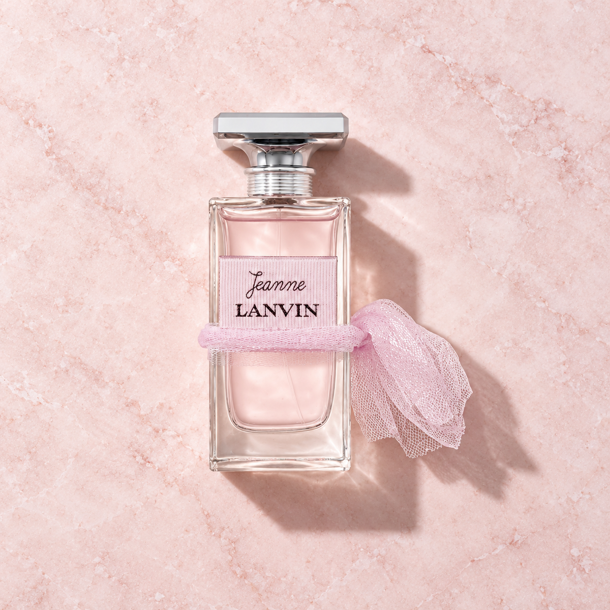 Lanvin Jeanne Lanvin EDP 100 ml – parfém v prostředí, pohled shora s bočním stínem