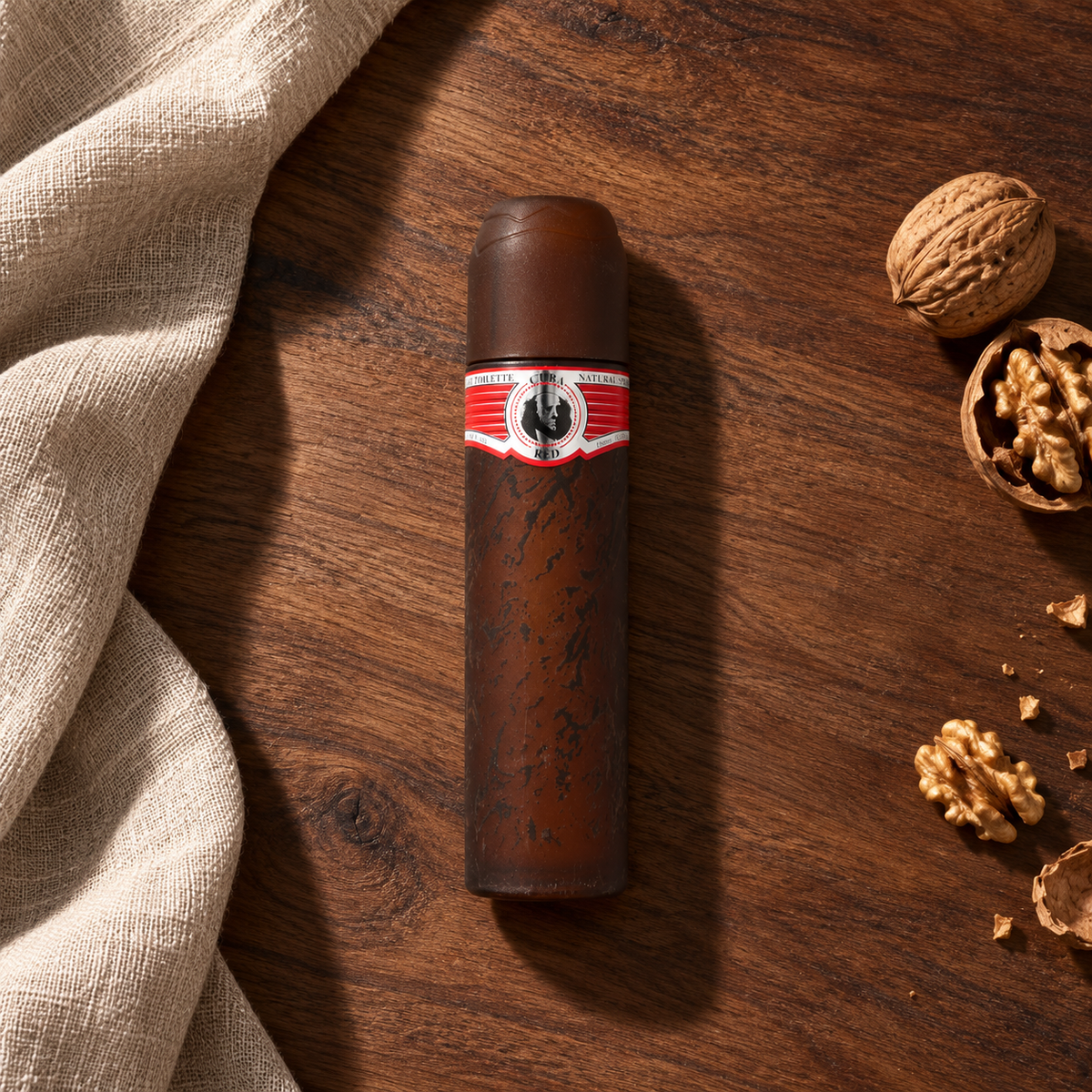 Cuba Red EDT 100 ml – parfém v prostředí, pohled shora s bočním stínem