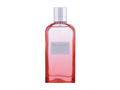 Flakon Abercrombie & Fitch First Instinct Together EDP 100 ml na béžovém pozadí – MrRizz