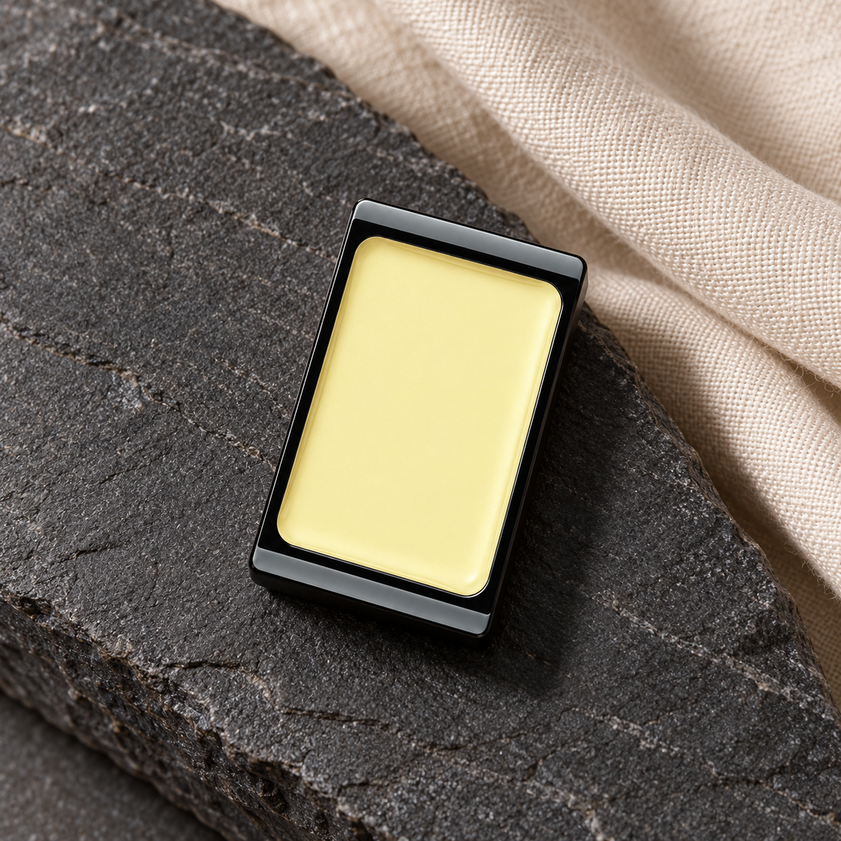 Artdeco Camouflage Cream 4,5 ml – atmosférická fotografie – MrRizz