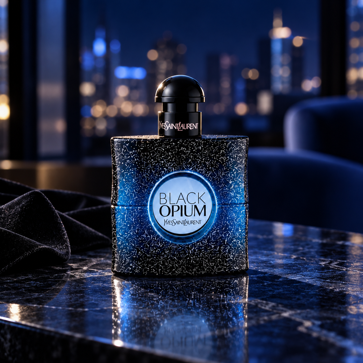 Yves Saint Laurent Black Opium Intense EDP 50 ml – atmosférická fotografie – MrRizz