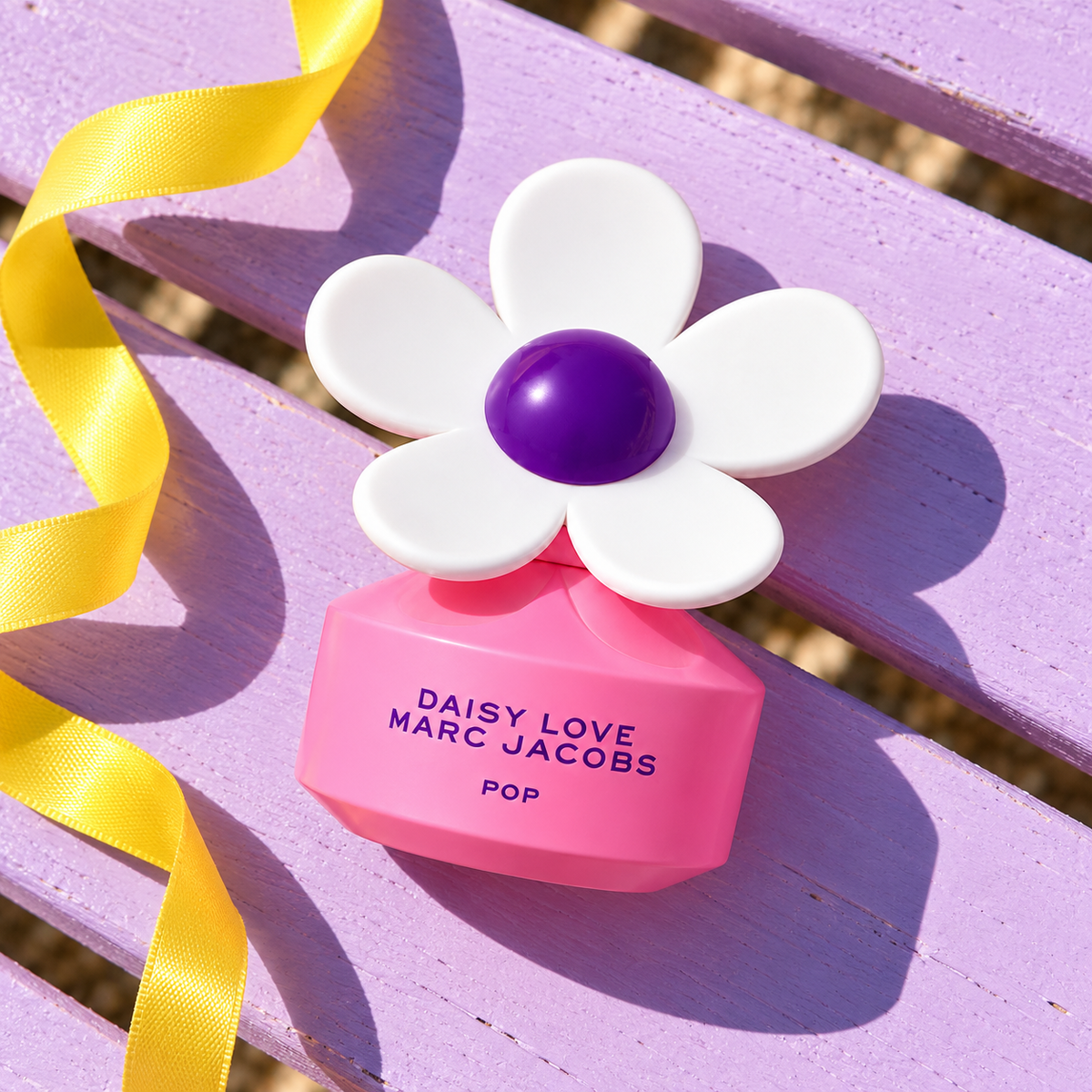 Marc Jacobs Daisy Love Pop 50 ml – atmosférická fotografie – MrRizz